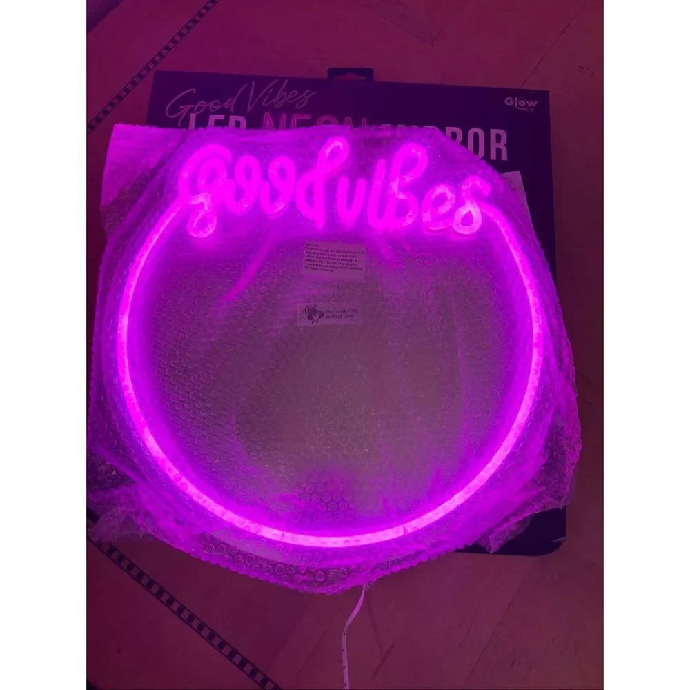 New in Box! Gabba Goods Glow Good Vibes LED Neon Light Mirror